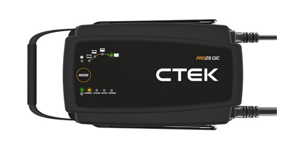 CTEK PRO25 CIC za vzdrževanje svinčevega ali litijevega akumulatorja v avtosalonih