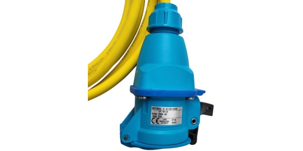 Rettbox-ONE vtikač za dovod 230V v vozilo - brez zraka